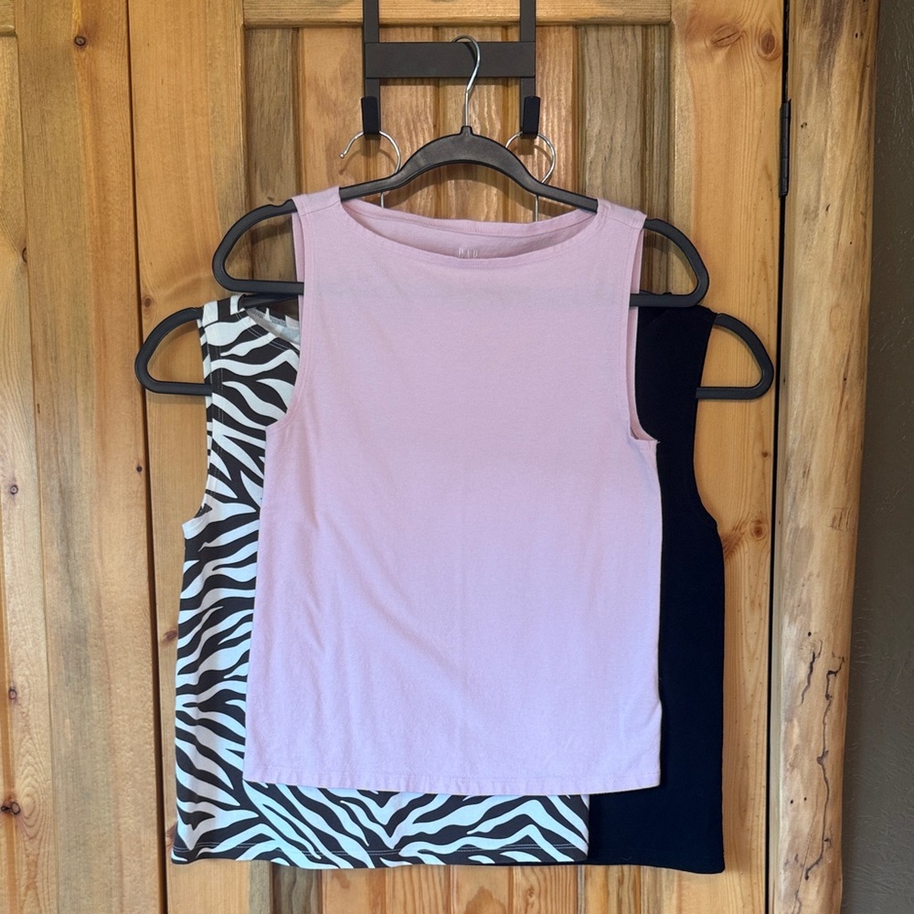 Bundle of 3 Boatneck Tanks